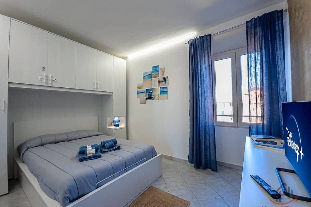 Appartamento intero, [Mare a 3 min] Treni a 8 min • A/C • Free Wifi in Bagni Moby Dick, Albisola Superiore