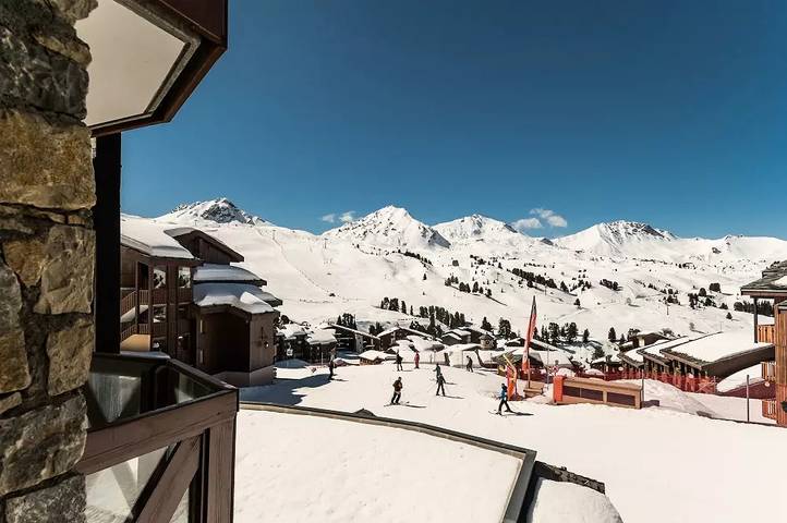 Gîte pour 7 personnes, avec terrasse ainsi que vue et piscine, animaux acceptés dans Belle Plagne - 3