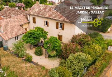 Location de vacances pour 9 personnes, avec jardin à Brens