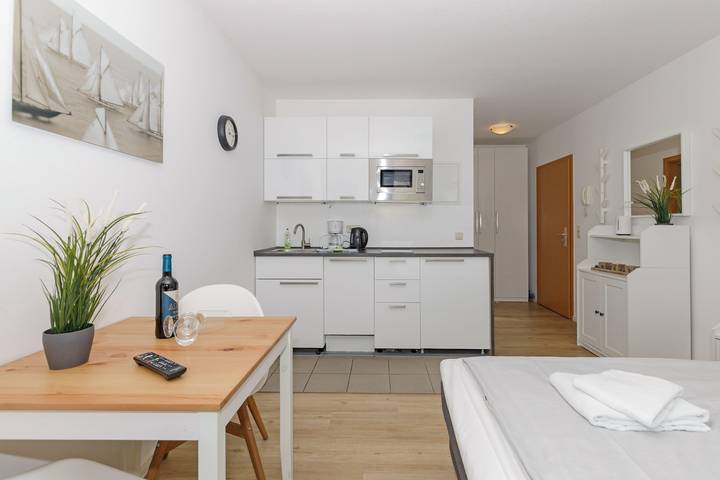 Ferienwohnung für 2 Personen, mit Terrasse und Garten in Kühlungsborn - 2