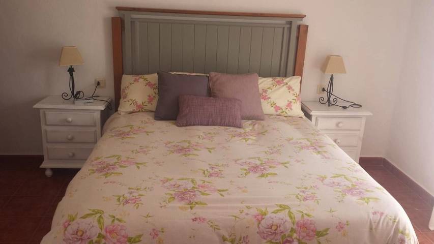 Casa rural para 2 personas, con jardín y vistas en Zahora - 3