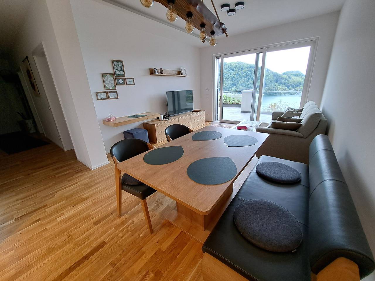 Ganze Ferienwohnung, Apartment Augenweide in Treffen am Ossiacher See, Gerlitzen