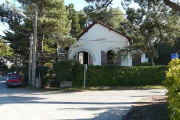 Location de vacances pour 10 personnes, avec jardin et terrasse dans Plage de Lanséria