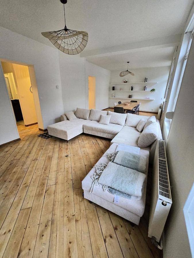 Appartement entier, Appartement Spacieux 4 Chambres in Flers-en-Escrebieux, Département Nord