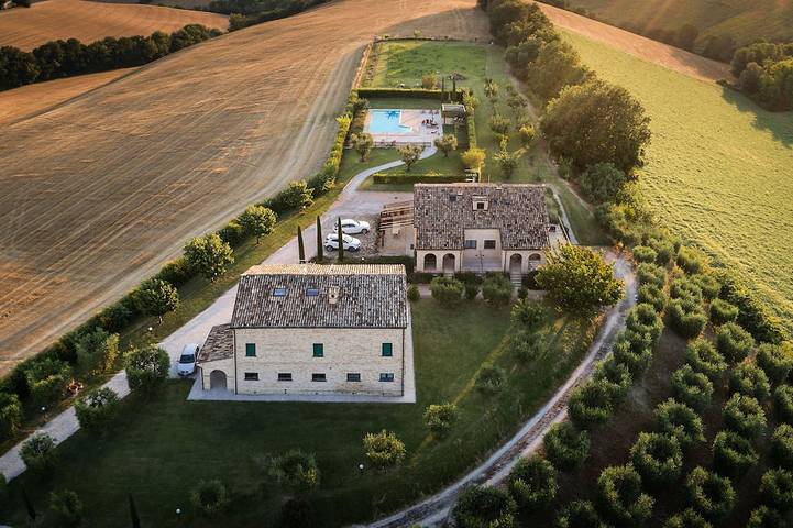 Ferienwohnung für 2 Personen, mit Balkon und Garten