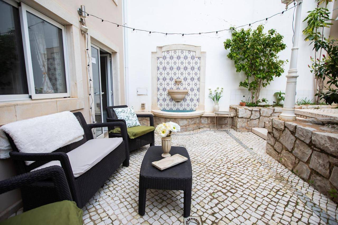 Moradia Mendes by Urban Beach Rentals in Portimão, Distrito de Faro