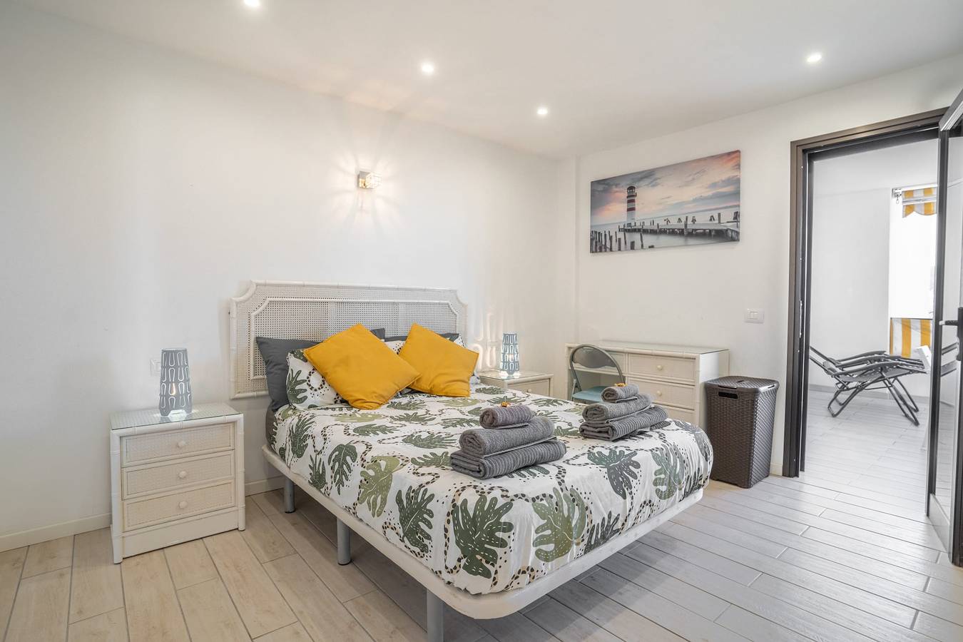 Apartamento entero, Apartamento de vacaciones para 4 personas con balcón in Los Cristianos, Arona 