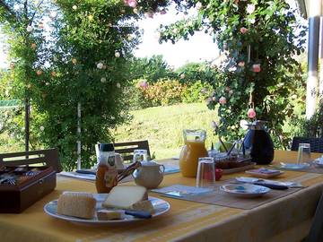 Chambre d’hôte pour 2 personnes, avec piscine et jardin dans l' Ariège
