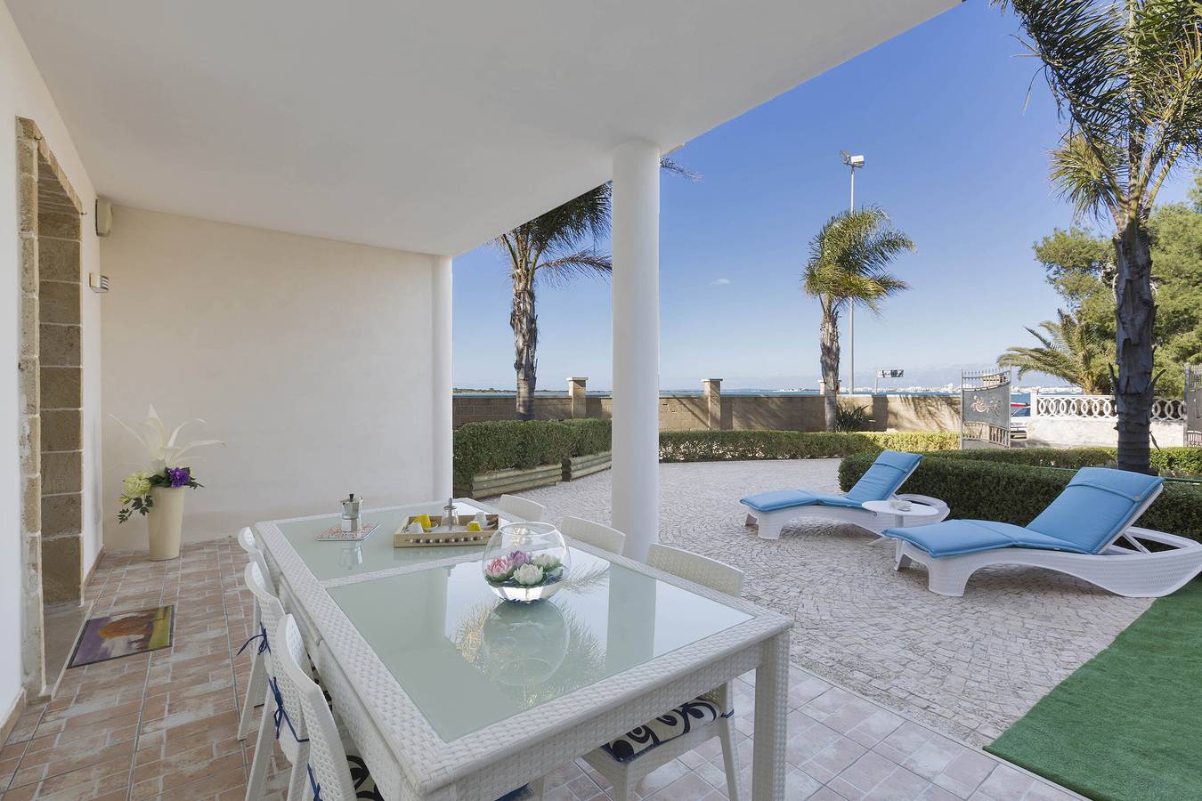 Villa La Strea by Barbarhouse in La Strea, Golfo di Taranto