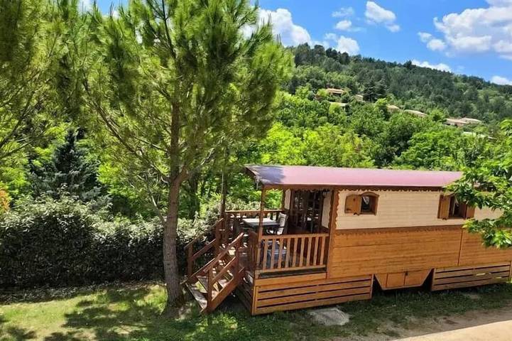 Gîte pour 2 personnes, avec Terrasse