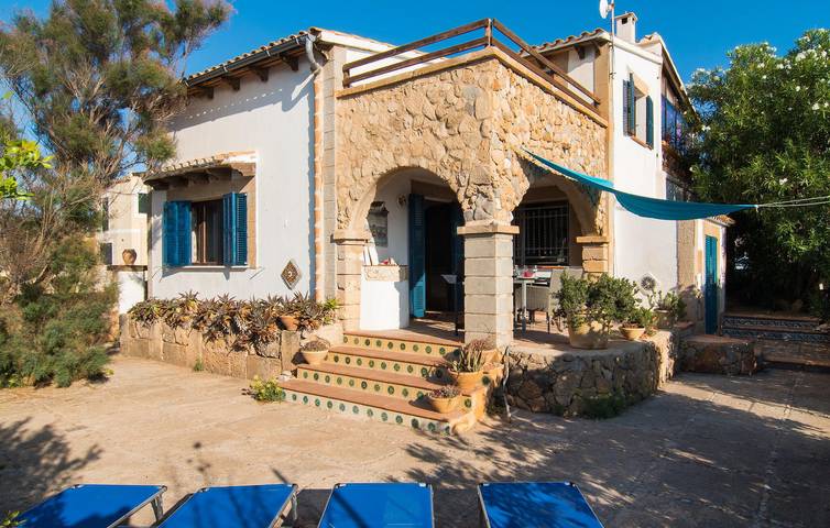 Apartment mit Meerblick, Terrasse und AC, 1,5 km vom Strand entfernt in Colònia de Sant Pere, Artà