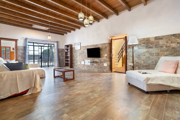 Ferienhaus 'Casa La Caldereta' mit Bergblick, privatem Pool und Wlan in Guatiza, Teguise