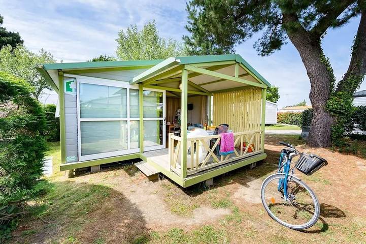 Chalet pour 2 personnes, avec terrasse