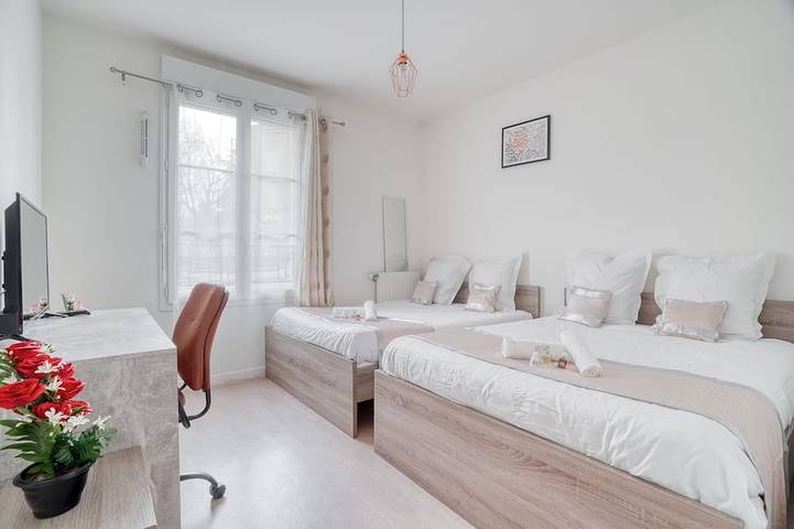 Cozy - Free Parking - 15mn From Paris Montparnasse in Clamart, Hauts-de-Seine