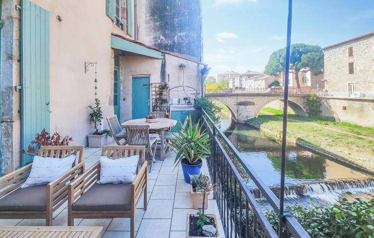Location de vacances pour 8 personnes, avec Terrasse à Saint-Chinian
