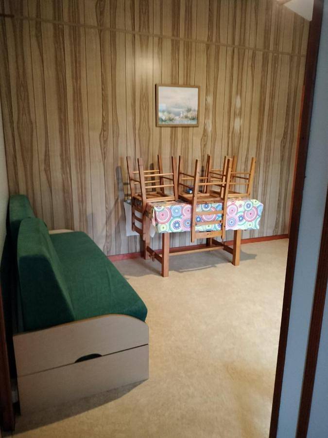 Gîte pour 6 personnes, avec vue et terrasse ainsi que sauna et piscine, animaux acceptés à Rivières - 3