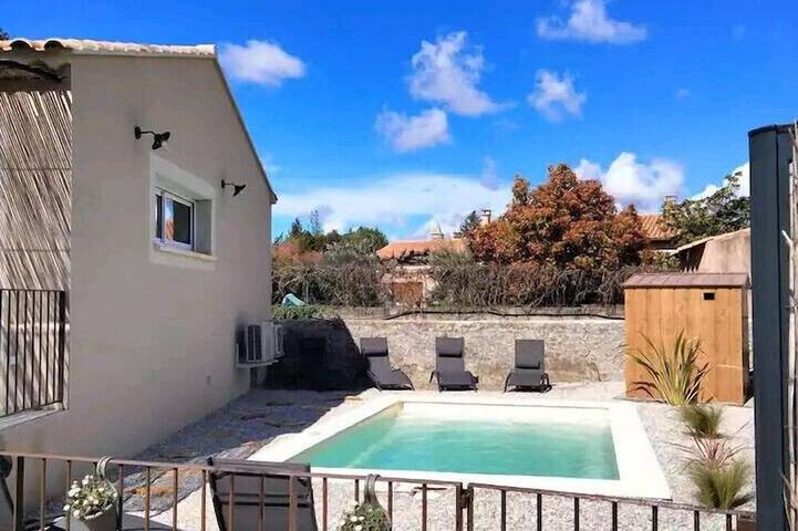 Villa pour 6 personnes, avec terrasse et jardin