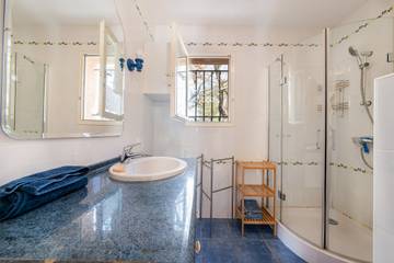 Maison De Vacances pour 8 Personnes dans Montmeyan, Région de Brignoles, Photo 4