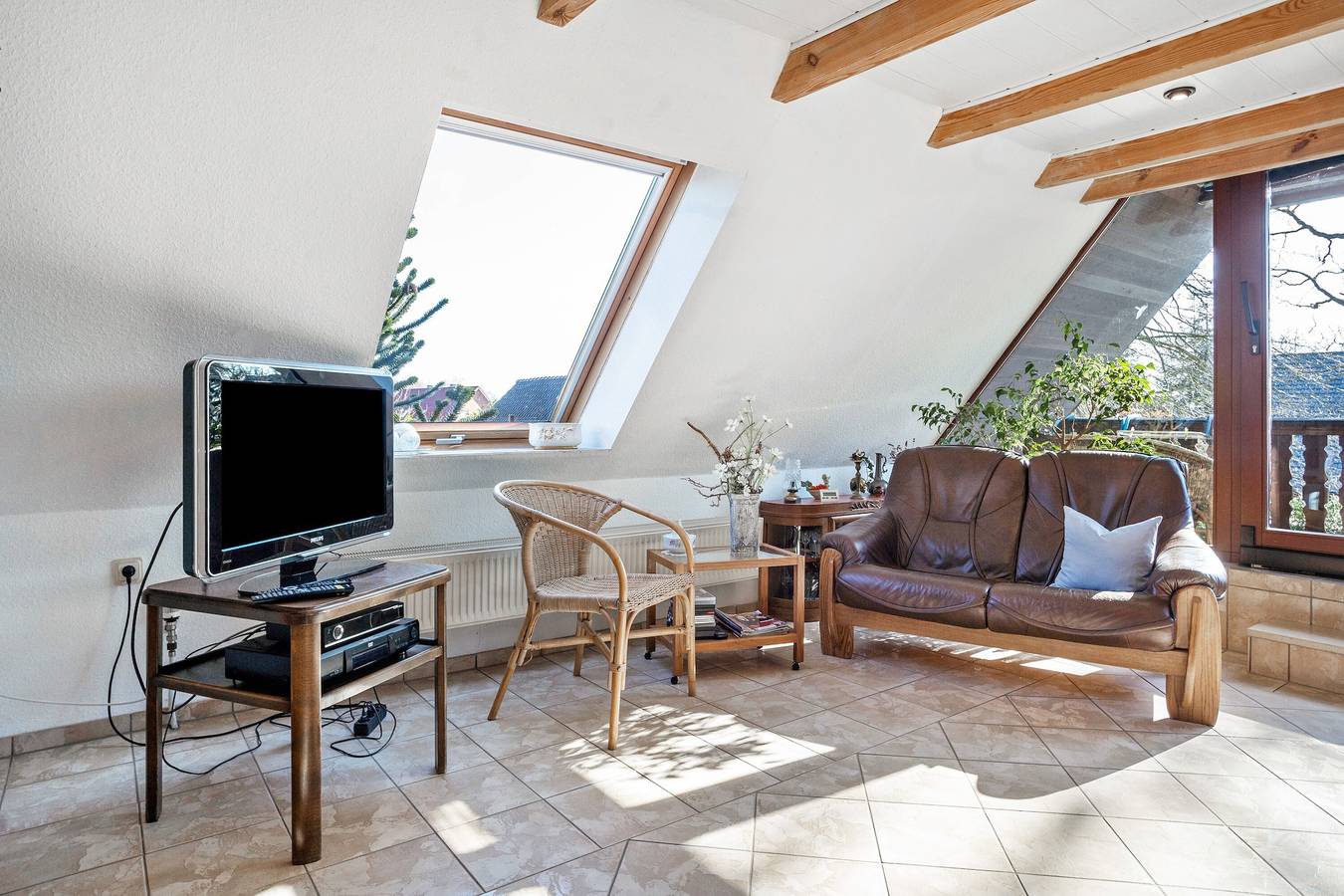 Geheel appartement, Appartement C met zeezicht, privéterras en wifi in Klausdorf, Omgeving van Stralsund