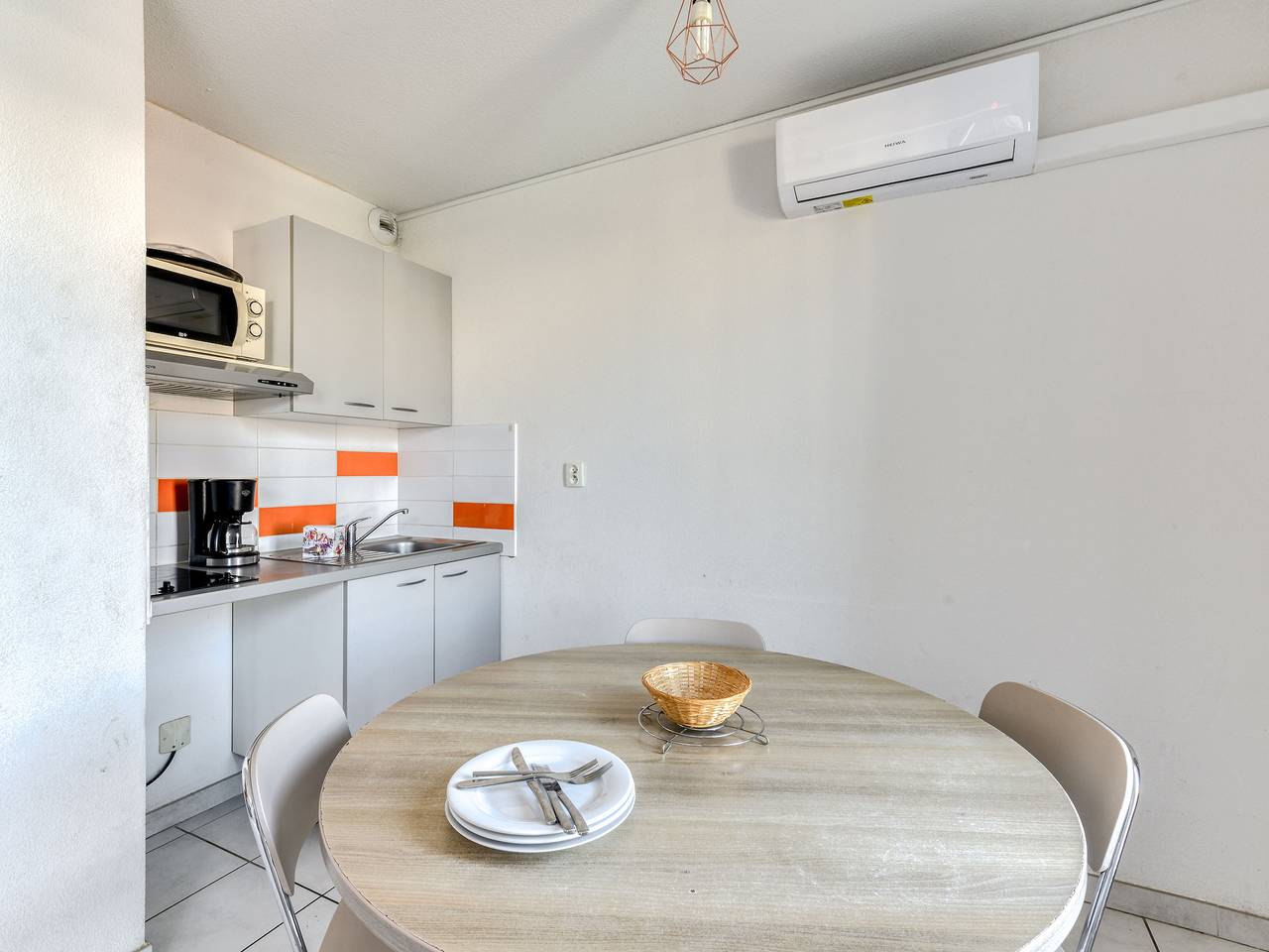 Appartement entier, Appartement de vacances pour 6 personnes avec terrasse in Le Grau-du-Roi, Côte d'Améthyste