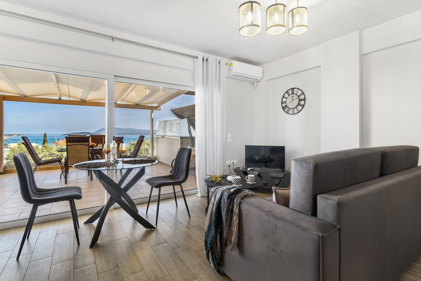 Ολόκληρο το διαμέρισμα, Διαμέρισμα διακοπών για 4 άτομα με μπαλκόνι in Νικιάνα, Αλέξανδρο