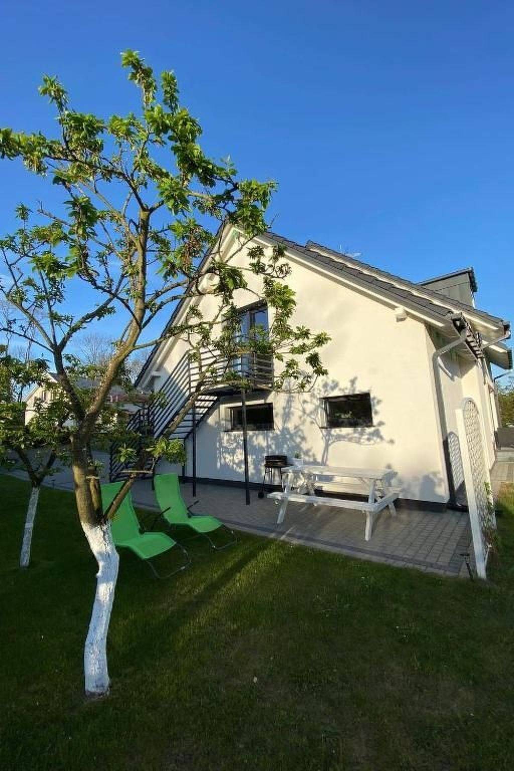 Ganze Wohnung, Gemütliches Ferienhaus mit Garten und Seeblick in Kołczewo, Stettiner Haff