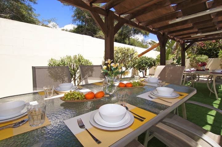 Villa für 8 Personen, mit Pool und Balkon sowie Garten in Ayia Napa - 2