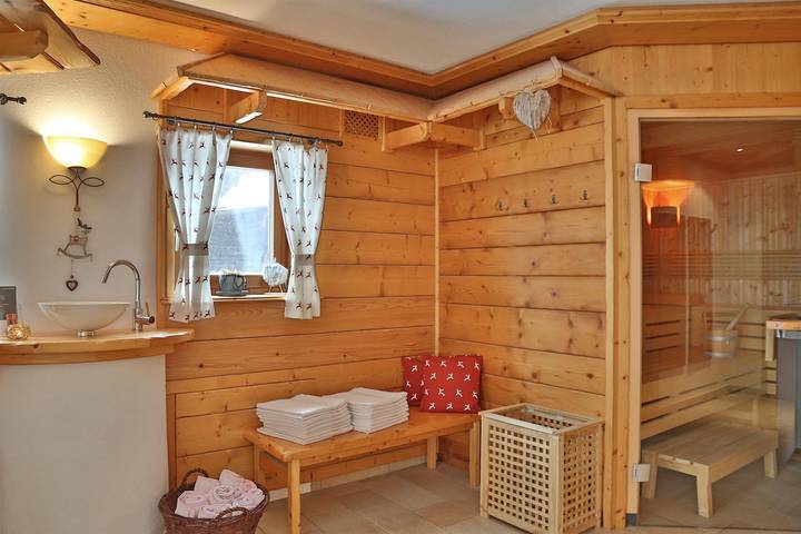 Doppelzimmer mit Dusche, Wc in Karwendel (Tirol), Scharnitz
