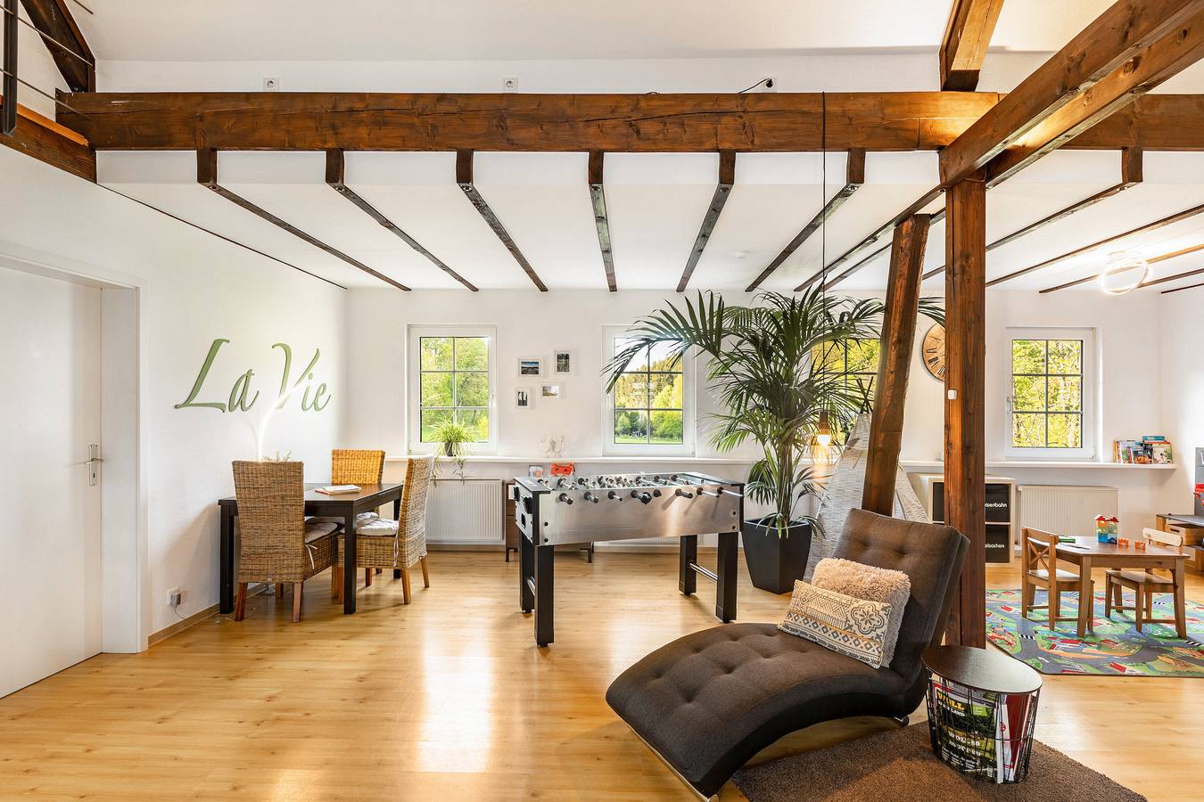 Casa de vacaciones 'Weitblick' con vistas a la montaña, terraza compartida y Wi-Fi in Eslohe, Hochsauerlandkreis