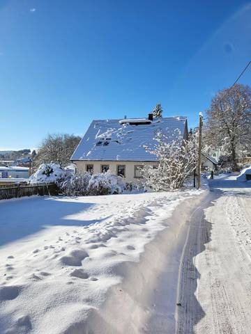 Ferienwohnung für 6 Personen, mit Terrasse und Garten in Bärenstein