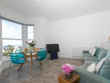 Vacation Rental for 4 Guests in St. Ives, Cornwall, Picture 1