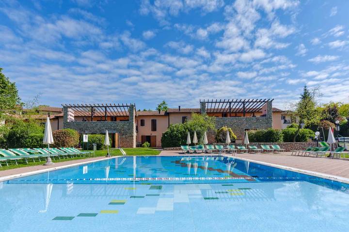 Appartement voor 6 personen, met Balkon en Tuin in Peschiera del Garda