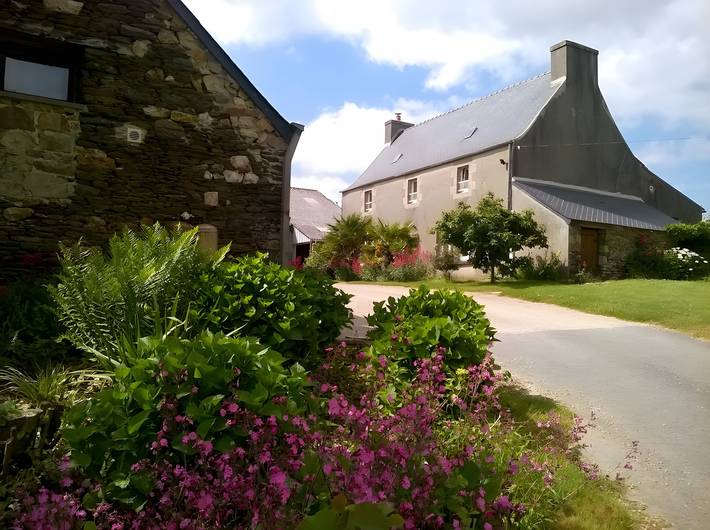 Location de vacances pour 10 personnes, avec jardin dans le Finistère