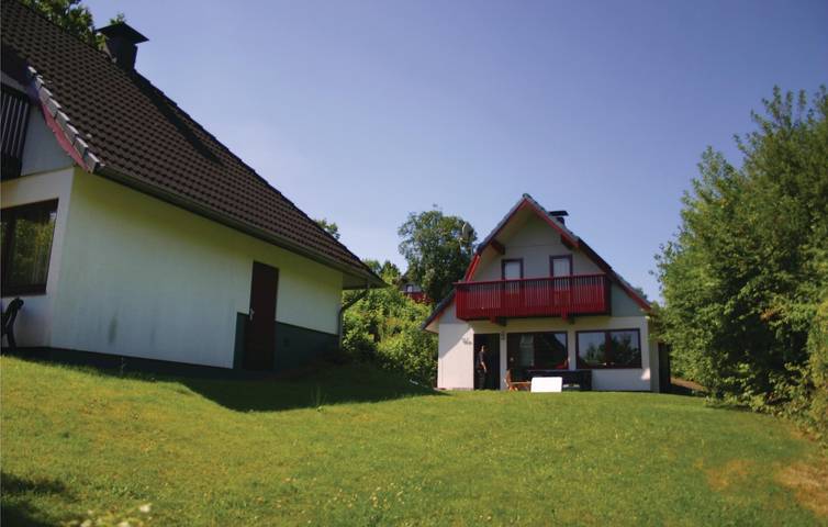 Gemütliche Wohnung mit Terrasse und Parkplatz, 2km von Ibra in Kirchheim, Knüllgebirge