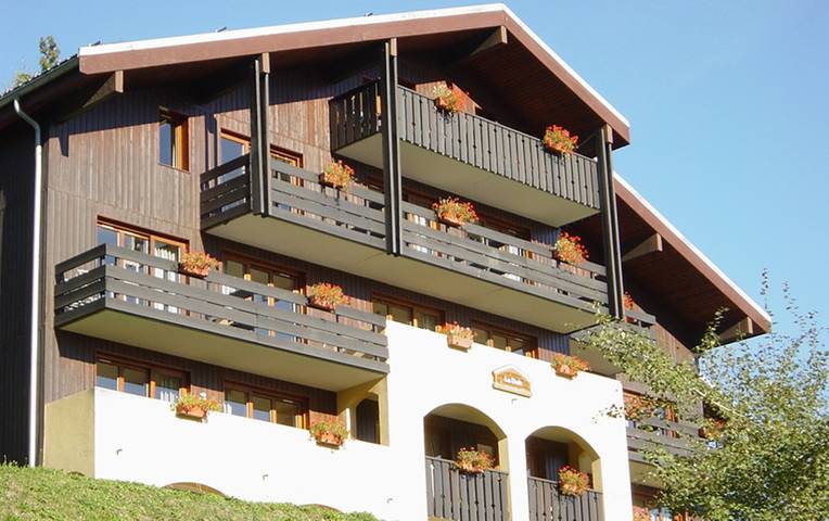 Studio pour 3 personnes, avec terrasse, animaux acceptés
