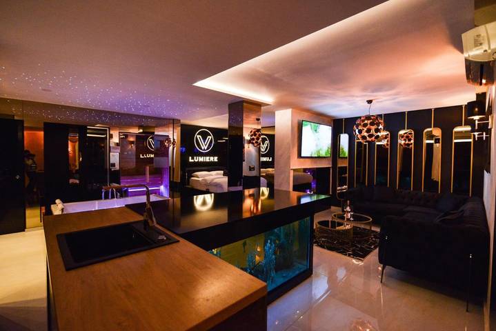 Gîte pour 2 personnes, avec piscine et sauna ainsi que jardin et vue, animaux acceptés à Skopje - 3