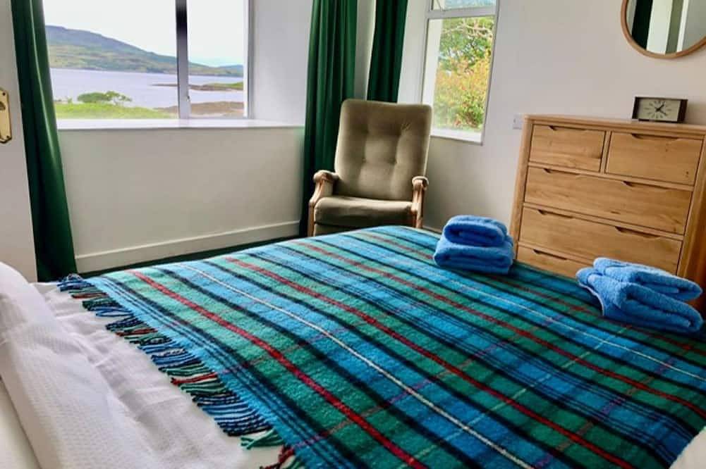 Na Fuarain - Peaceful stone cottage with stunning views in Argyll & Bute