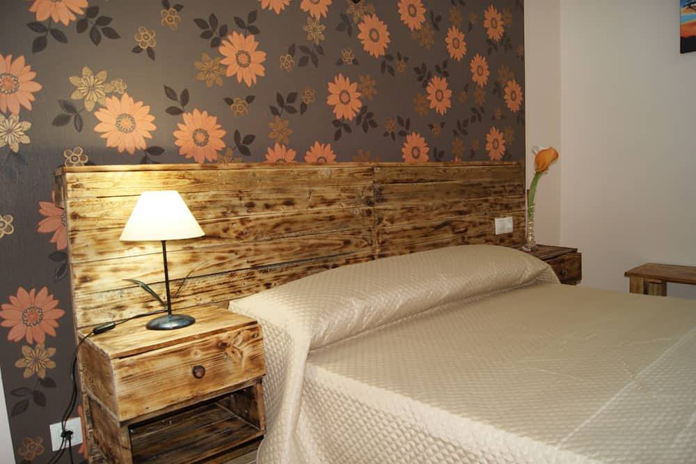 Entire apartment, Sofia's country house in Ruidera, Lagunas de Ruidera Natural Park