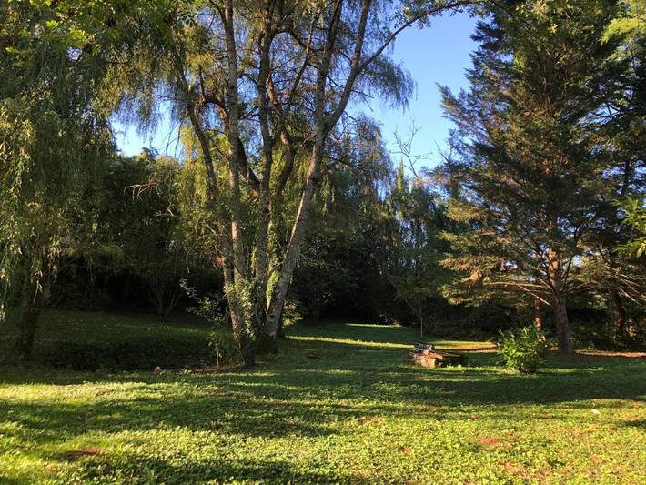 Chambre d’hôte pour 3 personnes, avec Terrasse ainsi que Jardin et Vue dans Yonne - 4