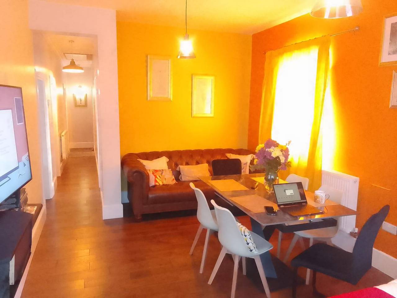 Cozy 2-bedroom Bungalo, free parking and garden in Wolverhampton, Birmingham y alrededores