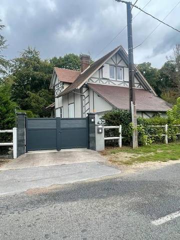 Cottage pour 8 personnes, avec terrasse et jardin, animaux acceptés à Choisy-au-Bac
