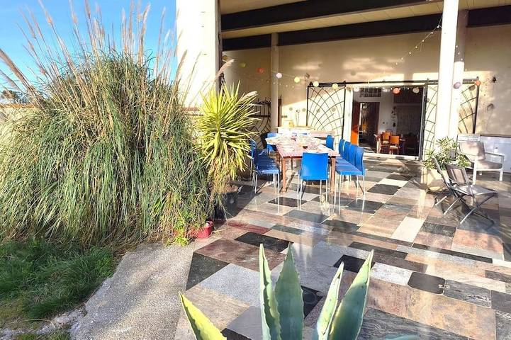 Gîte pour 21 personnes, avec Terrasse et Jardin