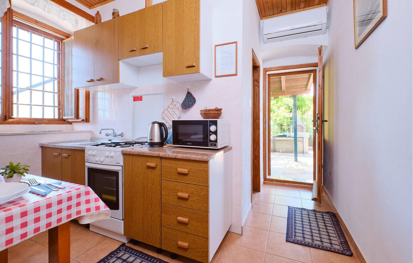 Ganze Ferienwohnung, Ferienwohnung für 2 Personen mit Terrasse in Martinscica, Cres