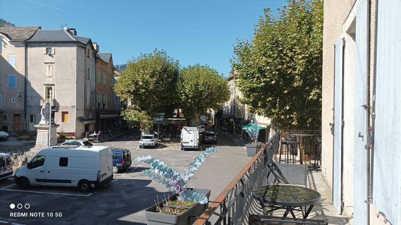 Double Room with Shared Bathroom in Florac-Trois-Rivières, Parc national des Cévennes