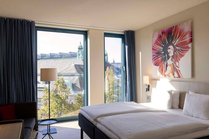 Hotel für 2 Personen, mit Sauna und Ausblick sowie Terrasse, mit Haustier in Hamburger DOM