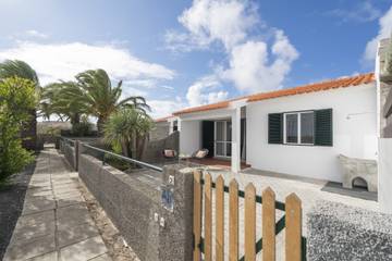 Location de vacances pour 5 personnes, avec terrasse à Porto Santo