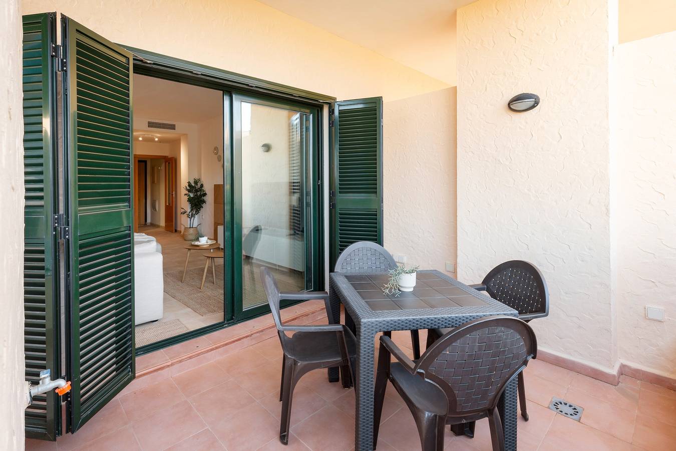 Entire apartment, Apartment 'El Oasis Monaco 10 1B' with Shared Pool, Wi-Fi and Air Conditioning in Golf Resorts Murcia, Fuente Alamo de Murcia