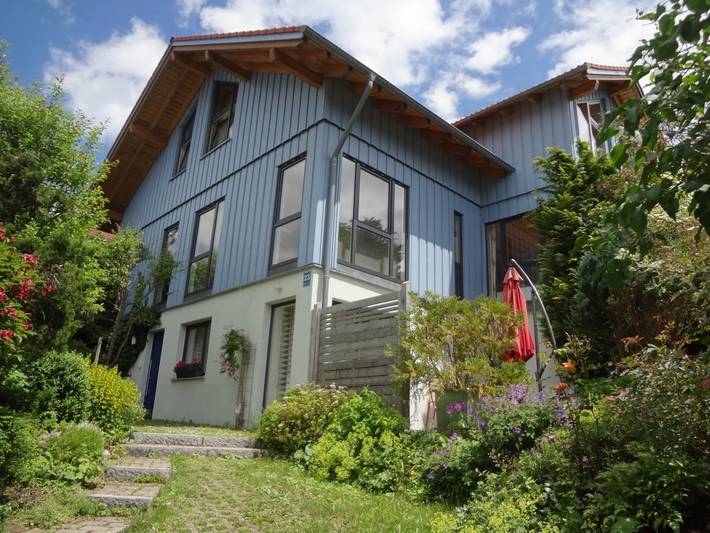 Ferienwohnung für 4 Personen, mit Balkon/Terrasse und Terrasse sowie Garten im Allgäu