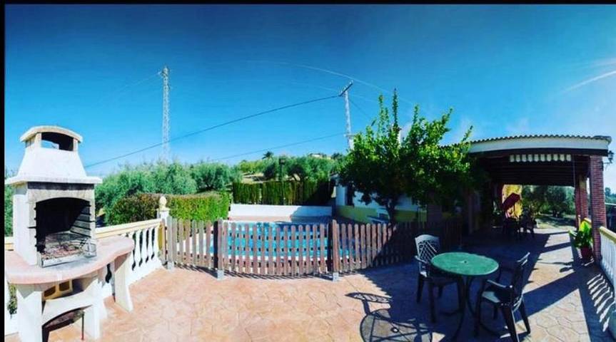 Casa rural para 8 personas, con terraza además de piscina y vistas, Se admiten mascotas en Luque - 4