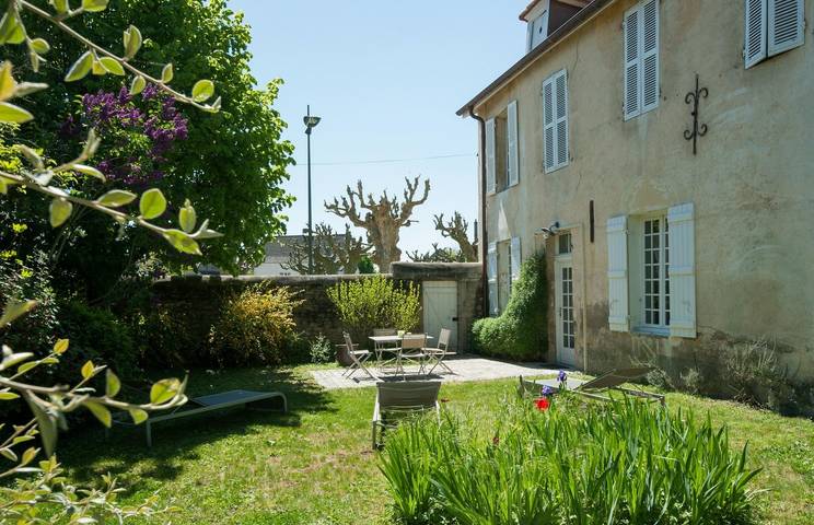 Gîte pour 4 personnes, avec Terrasse ainsi que Jardin et Vue